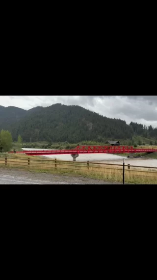 Instagram post from countryroadtrip. This post is in position 2.